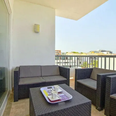 Daire Moderne Vor Dem Von Son Baulo By Interhome