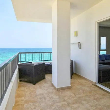 Moderne Vor Dem Von Son Baulo By Interhome